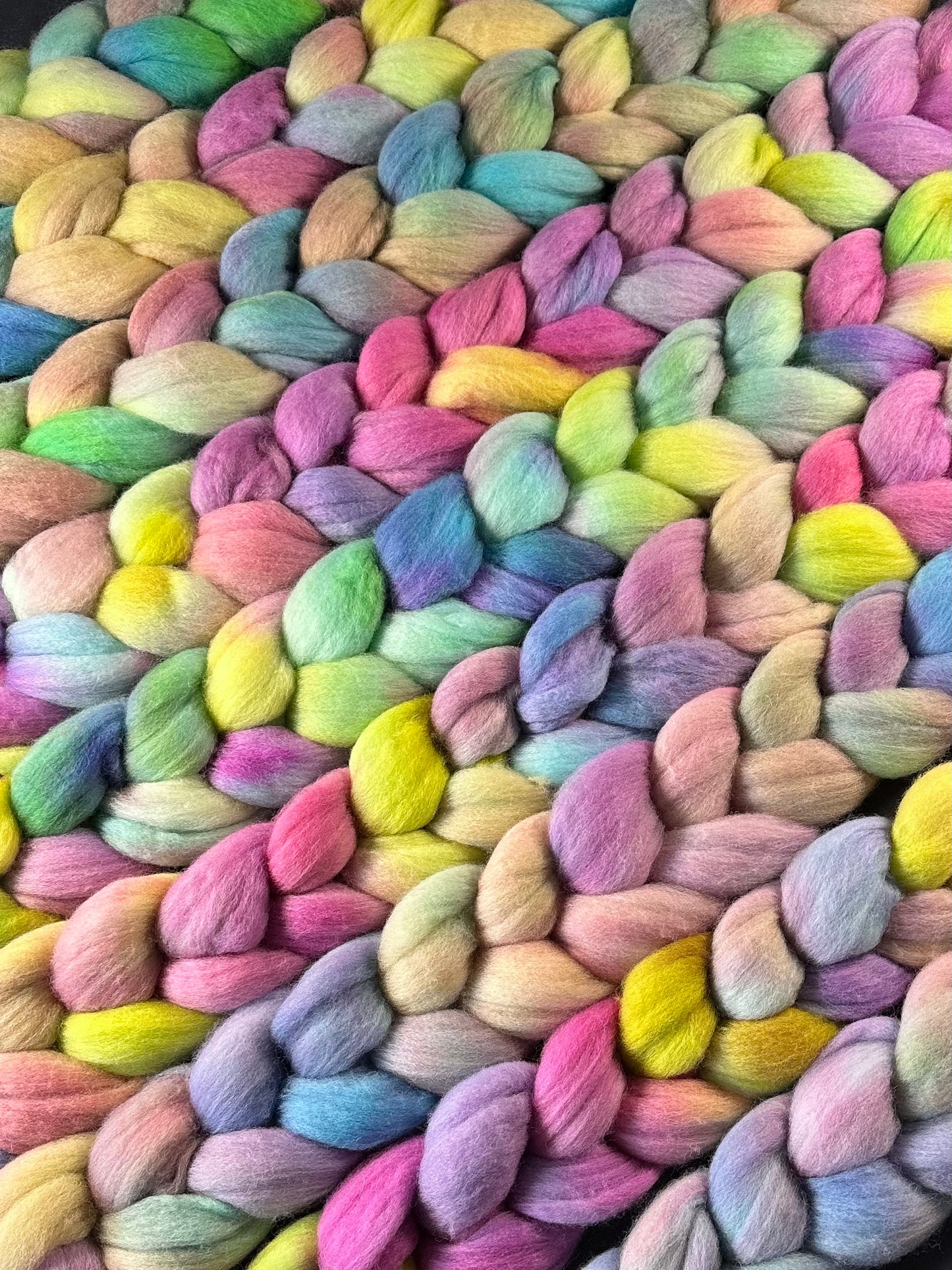 “Rabbit Eggs" Polwarth Combed Top