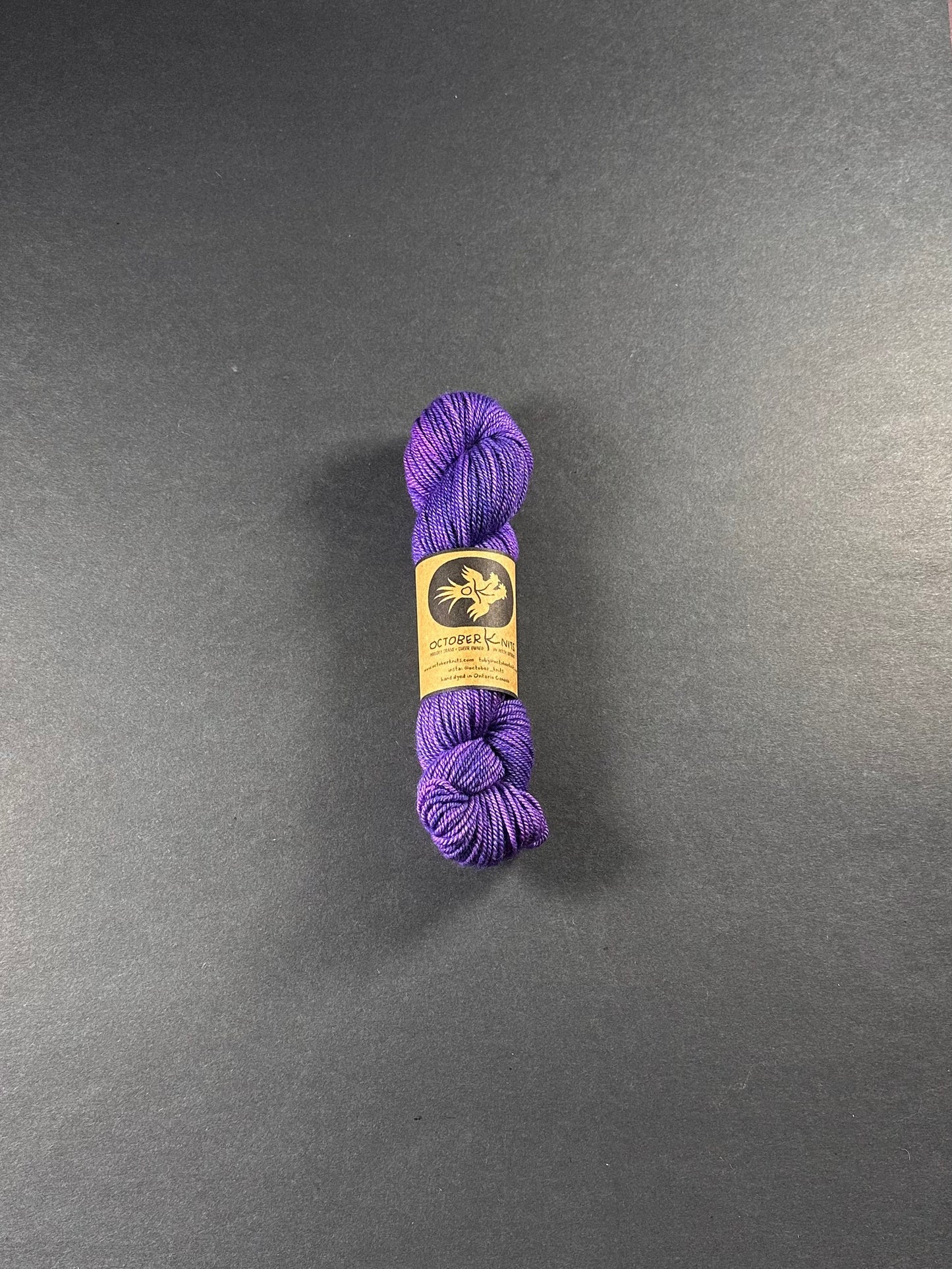 “Shrieking Violet" Untreated BFL Sport 50g