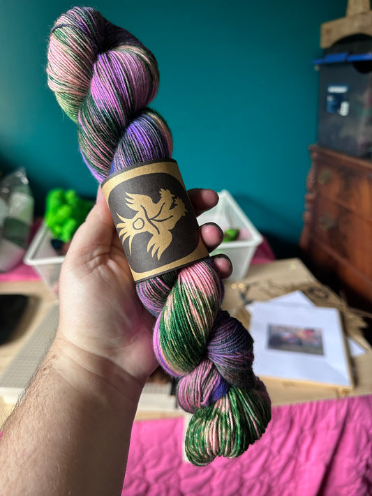 “Swamp Witch” Superwash BFL 4ply Sock