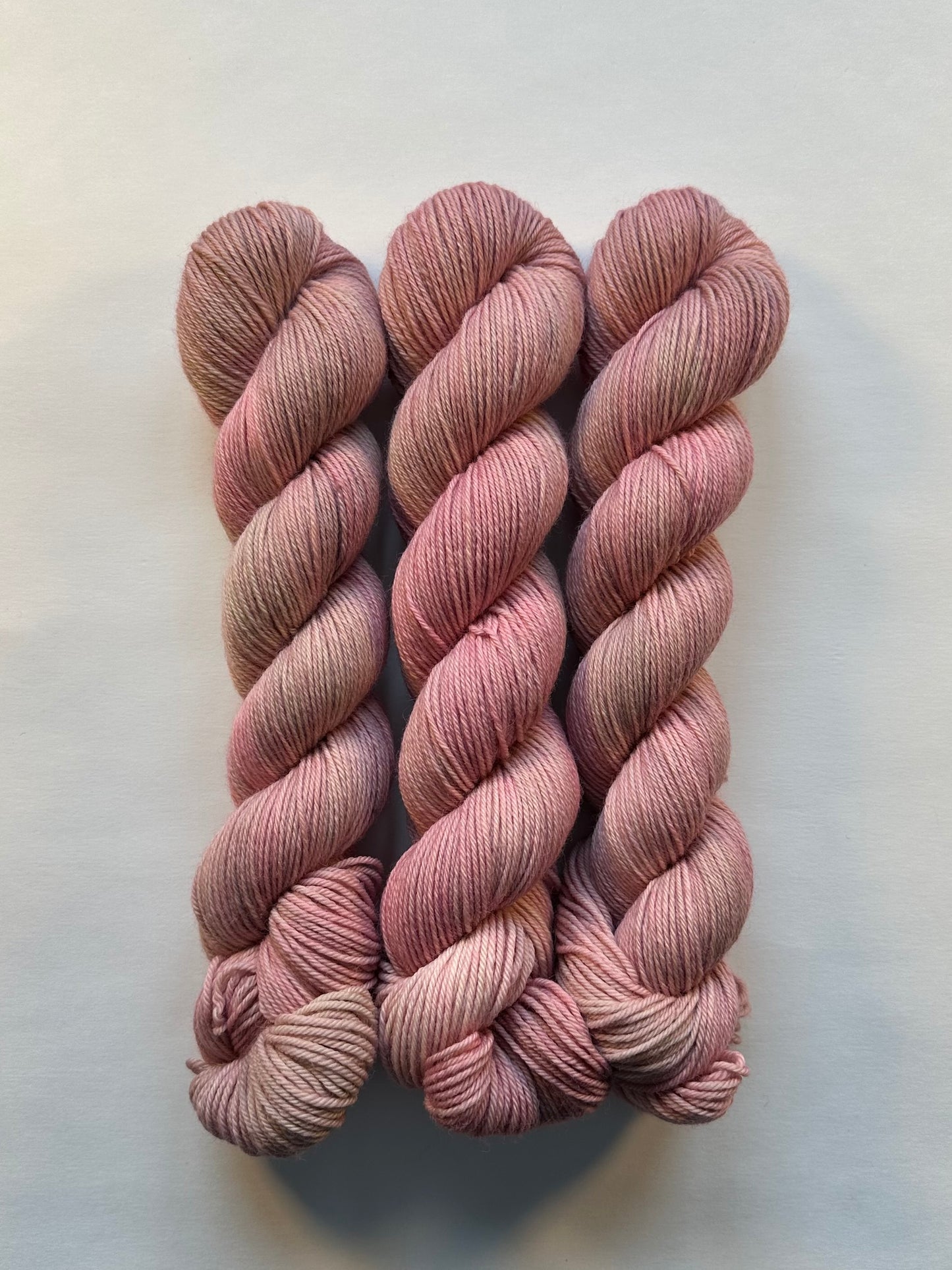 “Rose Gold Iphone” Superwash BFL DK