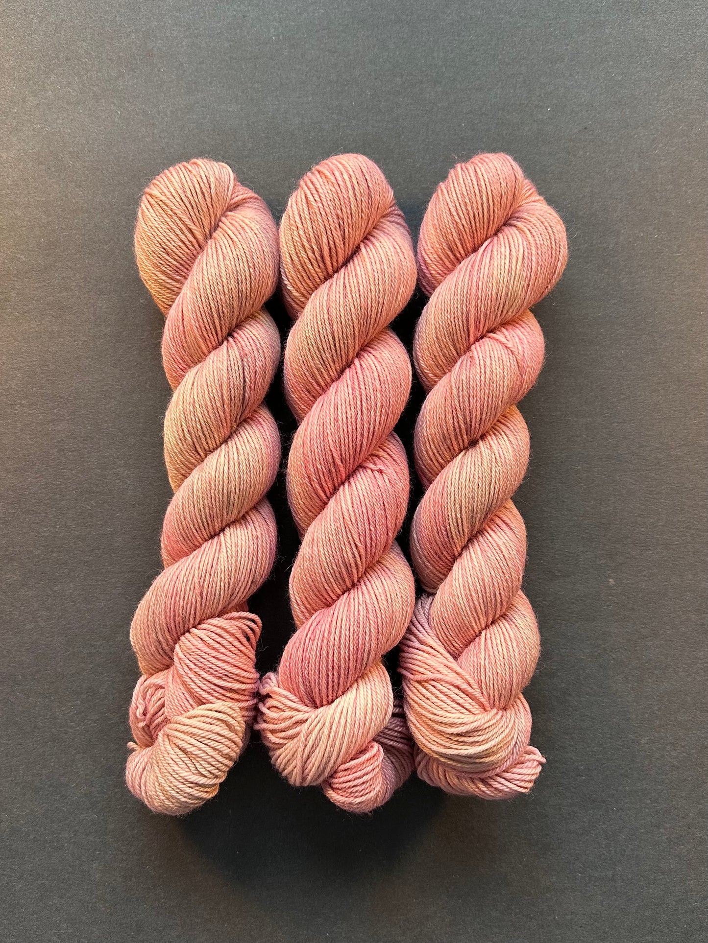 “Rose Gold Iphone” Superwash BFL DK