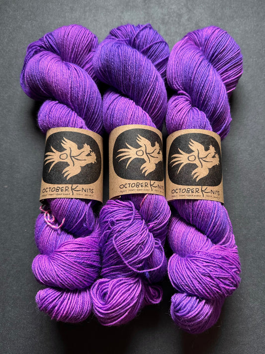 “Purplest Nurple” Superwash BFL 4ply Sock