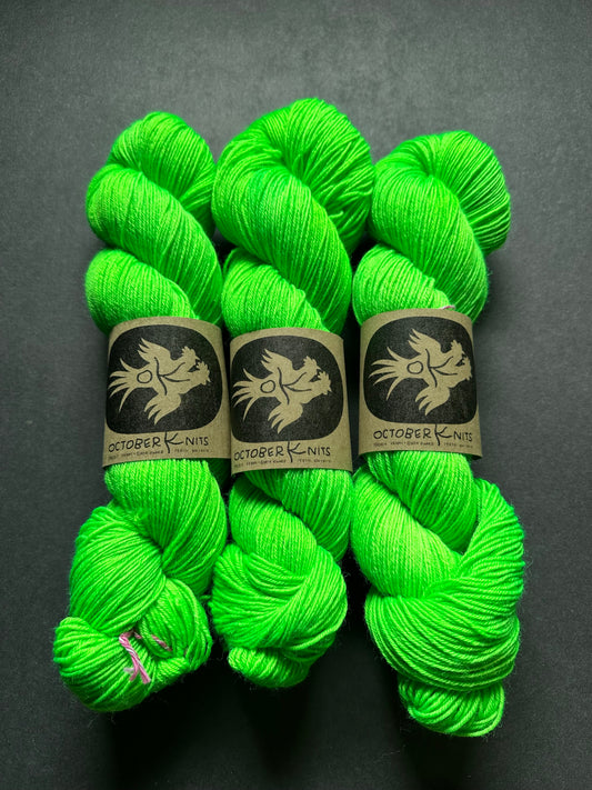 "Char-TRUCE!" Superwash BFL 4ply Sock