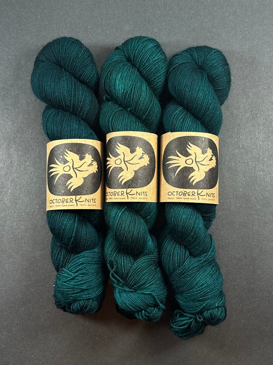 “Handsome Santa” Superwash BFL 4ply Sock