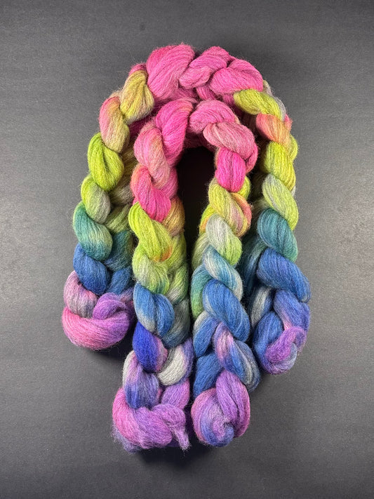 "Rainbow Road" Grey Corriedale Combed Top