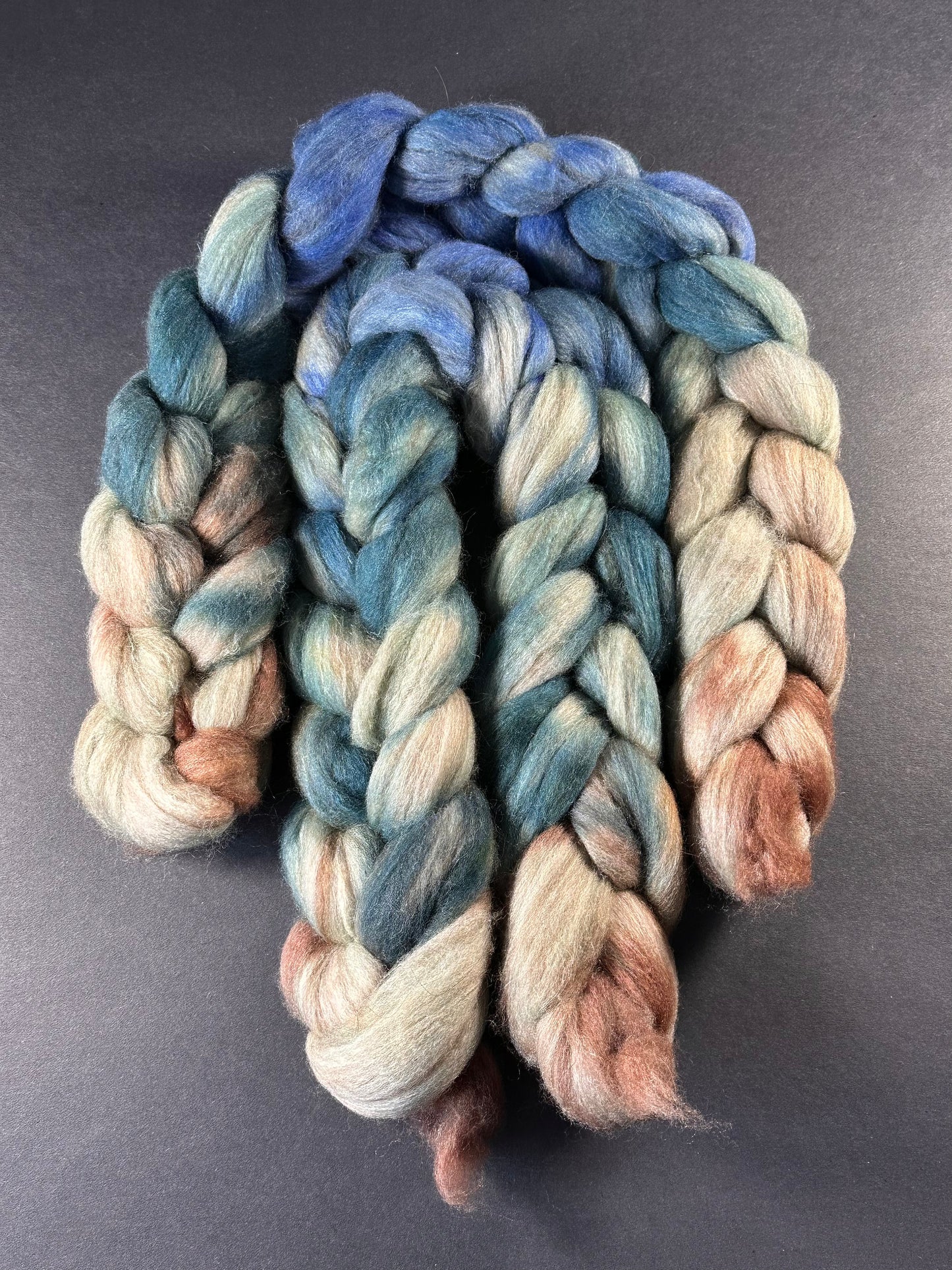 “Pacifically" Polwarth/Alpaca/Tussah Silk Combed Top
