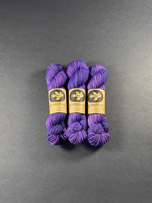“Shrieking Violet" Untreated BFL Sport 50g