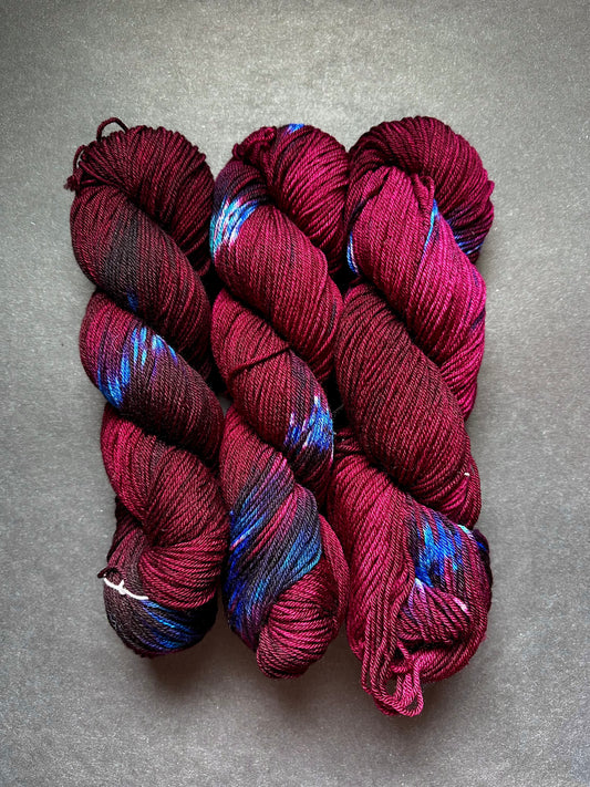 “Silver Lining” Superwash BFL DK