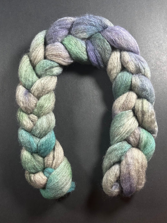 “Abalone” Natural Grey Mixed Breed Roving (Copy)